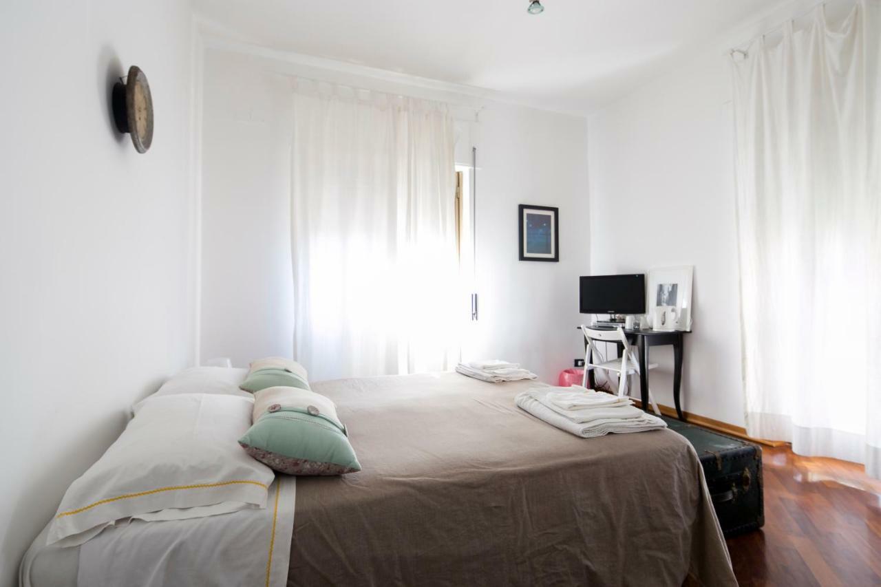 I Quattro Gattoni Hotel เนเปิลส์ ภายนอก รูปภาพ