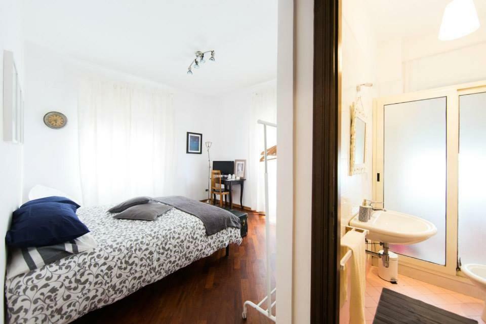 I Quattro Gattoni Hotel เนเปิลส์ ภายนอก รูปภาพ