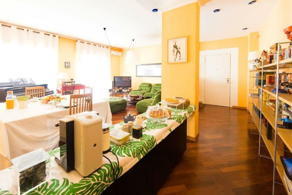 I Quattro Gattoni Hotel เนเปิลส์ ภายนอก รูปภาพ
